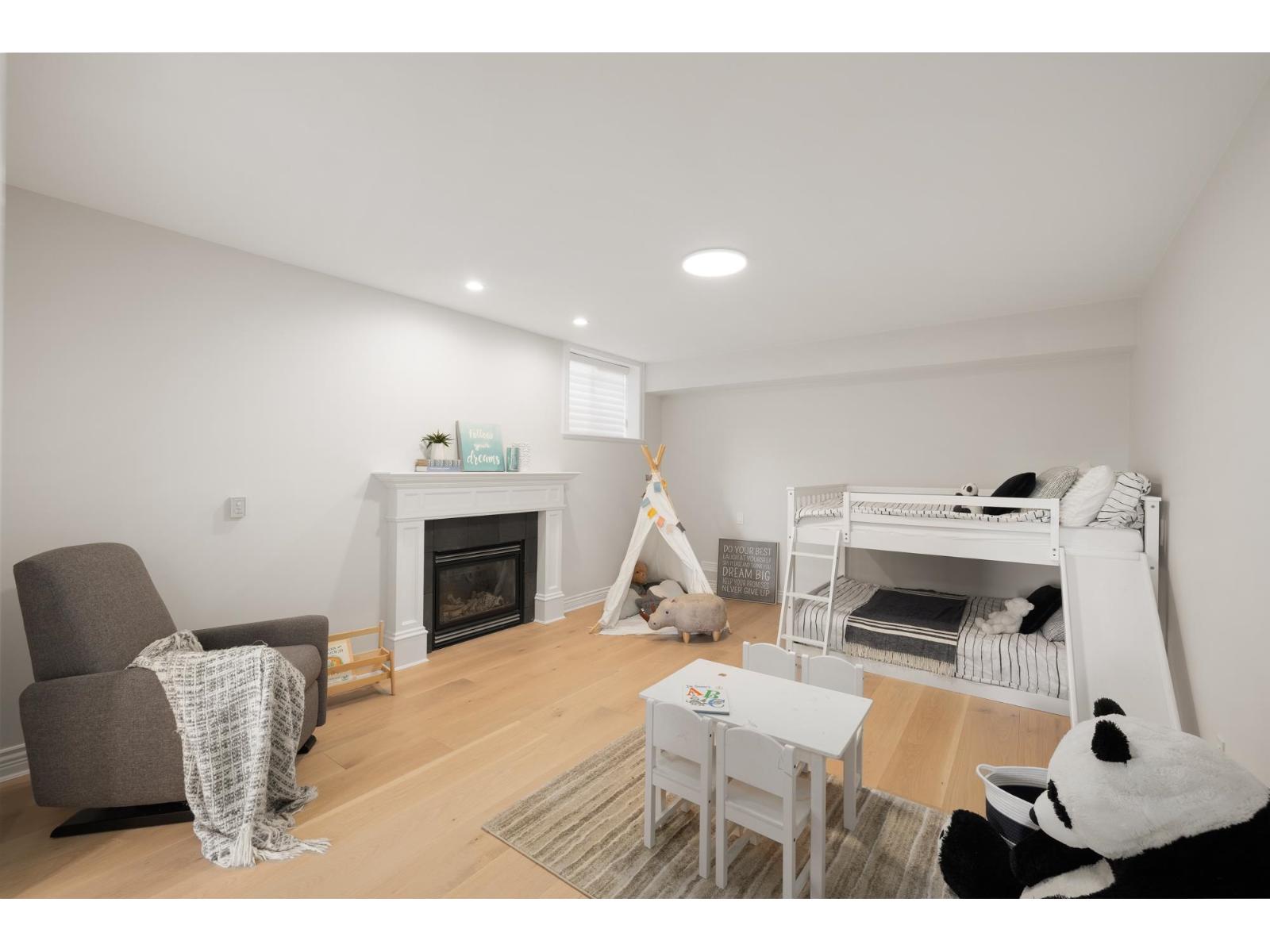 16283 29 Avenue, Surrey, British Columbia  V3Z 9X4 - Photo 35 - R3115203