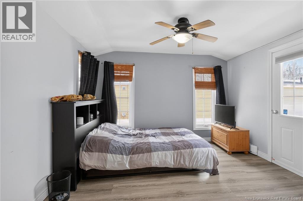 250 Nepisiguit Drive, Dieppe, New Brunswick  E1A 0P6 - Photo 11 - NB133573