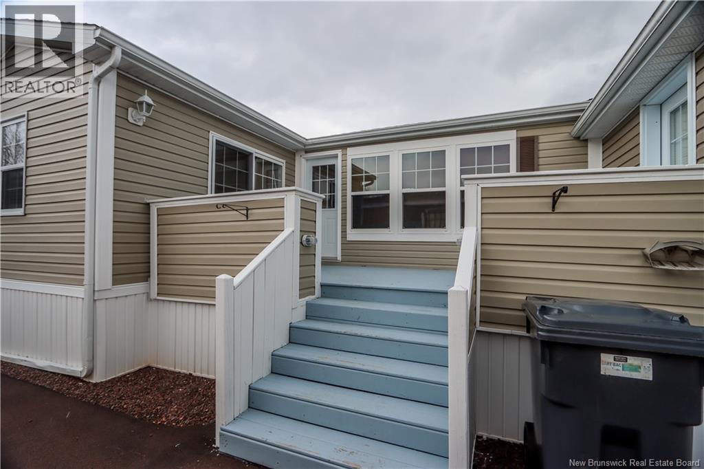 250 Nepisiguit Drive, Dieppe, New Brunswick  E1A 0P6 - Photo 2 - NB133573