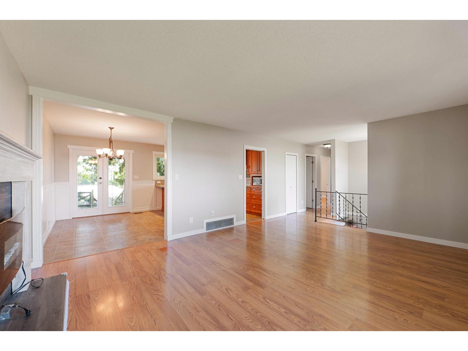 32446 Montgomery Avenue, Abbotsford, British Columbia  V2T 6A3 - Photo 13 - R3114687