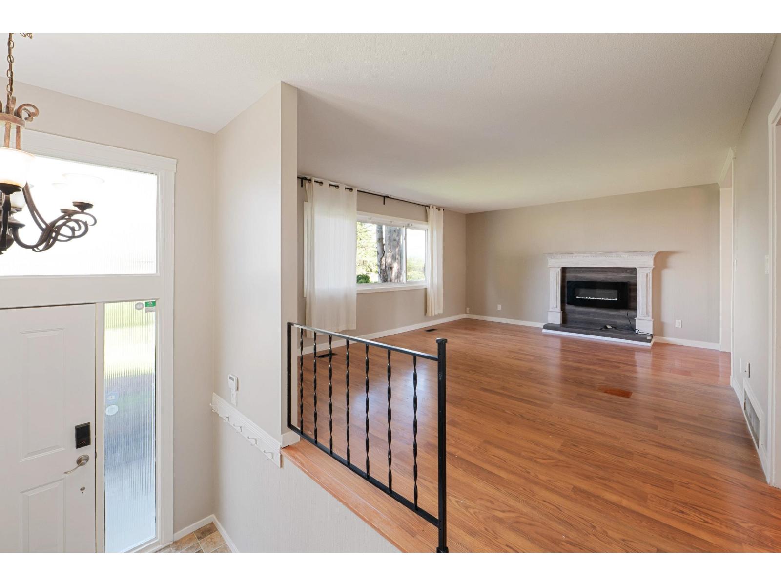 32446 Montgomery Avenue, Abbotsford, British Columbia  V2T 6A3 - Photo 22 - R3114687