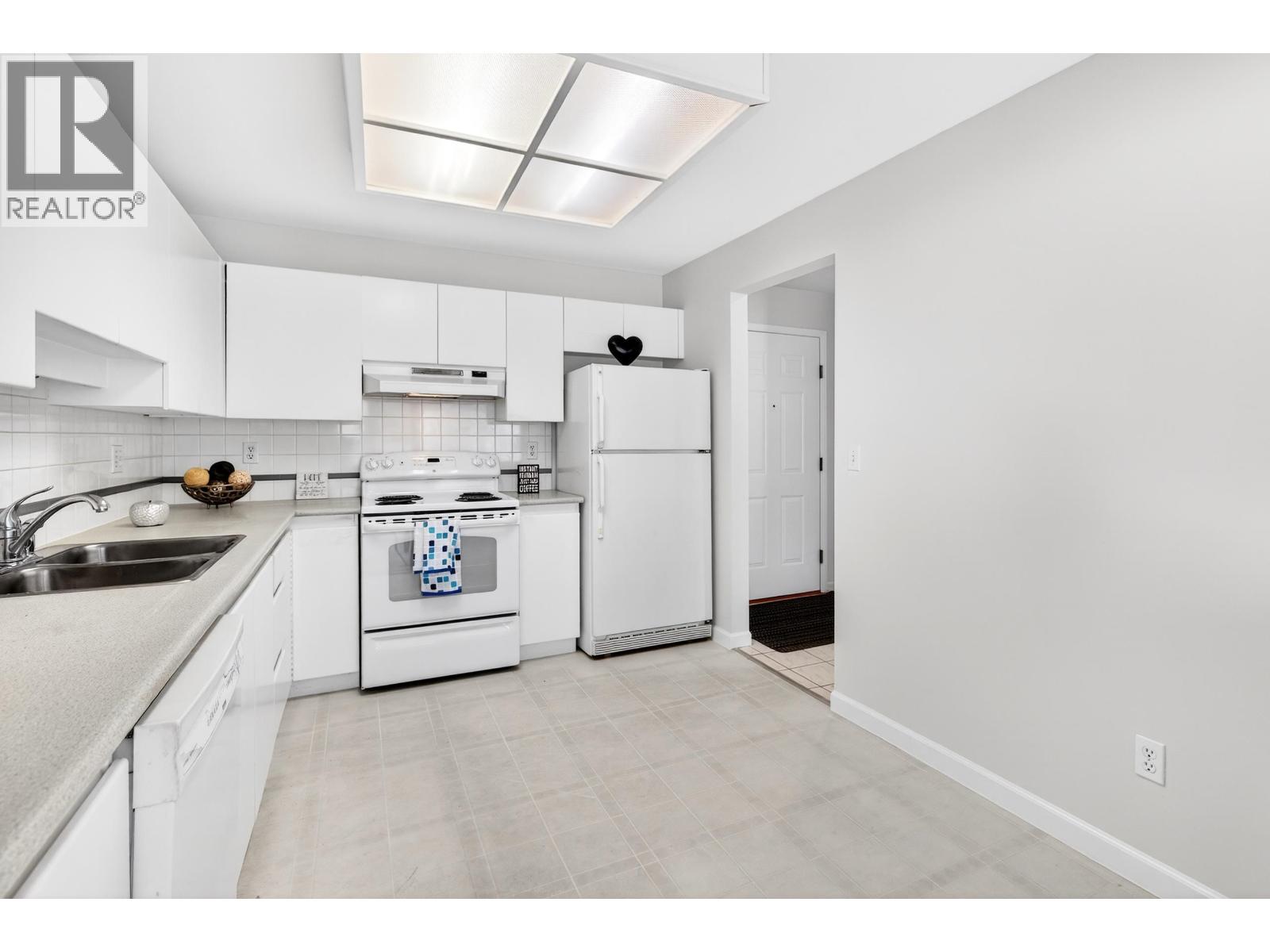 212 19122 122 Avenue, Pitt Meadows, British Columbia  V3Y 2N7 - Photo 21 - R3083145