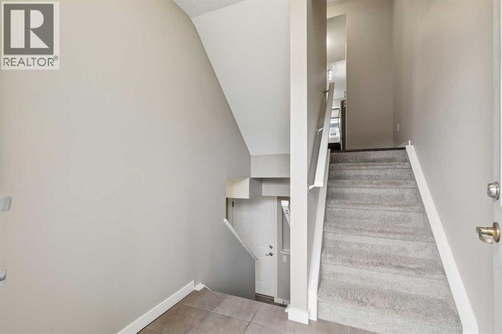 206, 10 Auburn Bay Avenue Se, Calgary, Alberta  T3M 0P7 - Photo 3 - A2290446