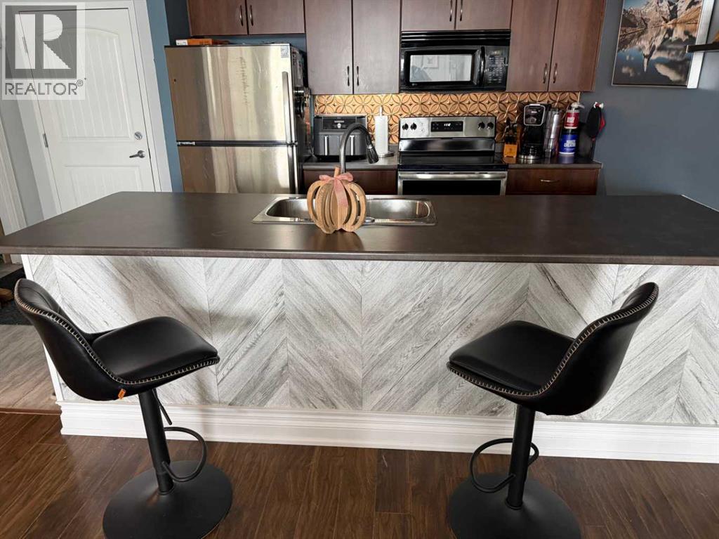 113, 136b Sandpiper Road, Fort Mcmurray, Alberta  T9K 0J7 - Photo 2 - A2304205