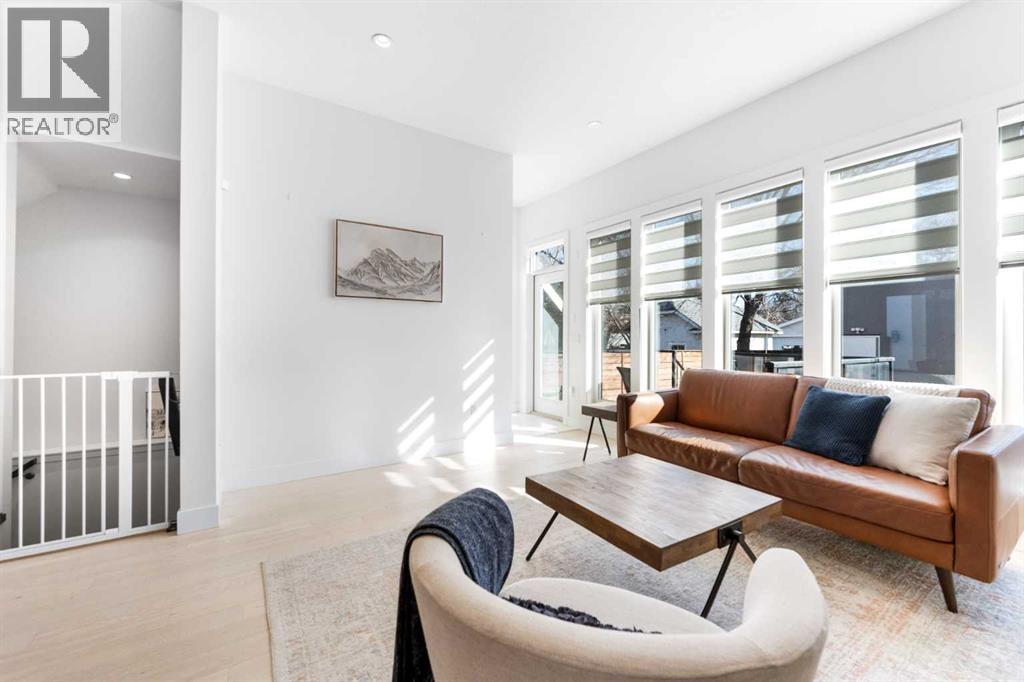 231 12 Avenue NE, Calgary, Alberta  T2E 1A3 - Photo 10 - A2295766