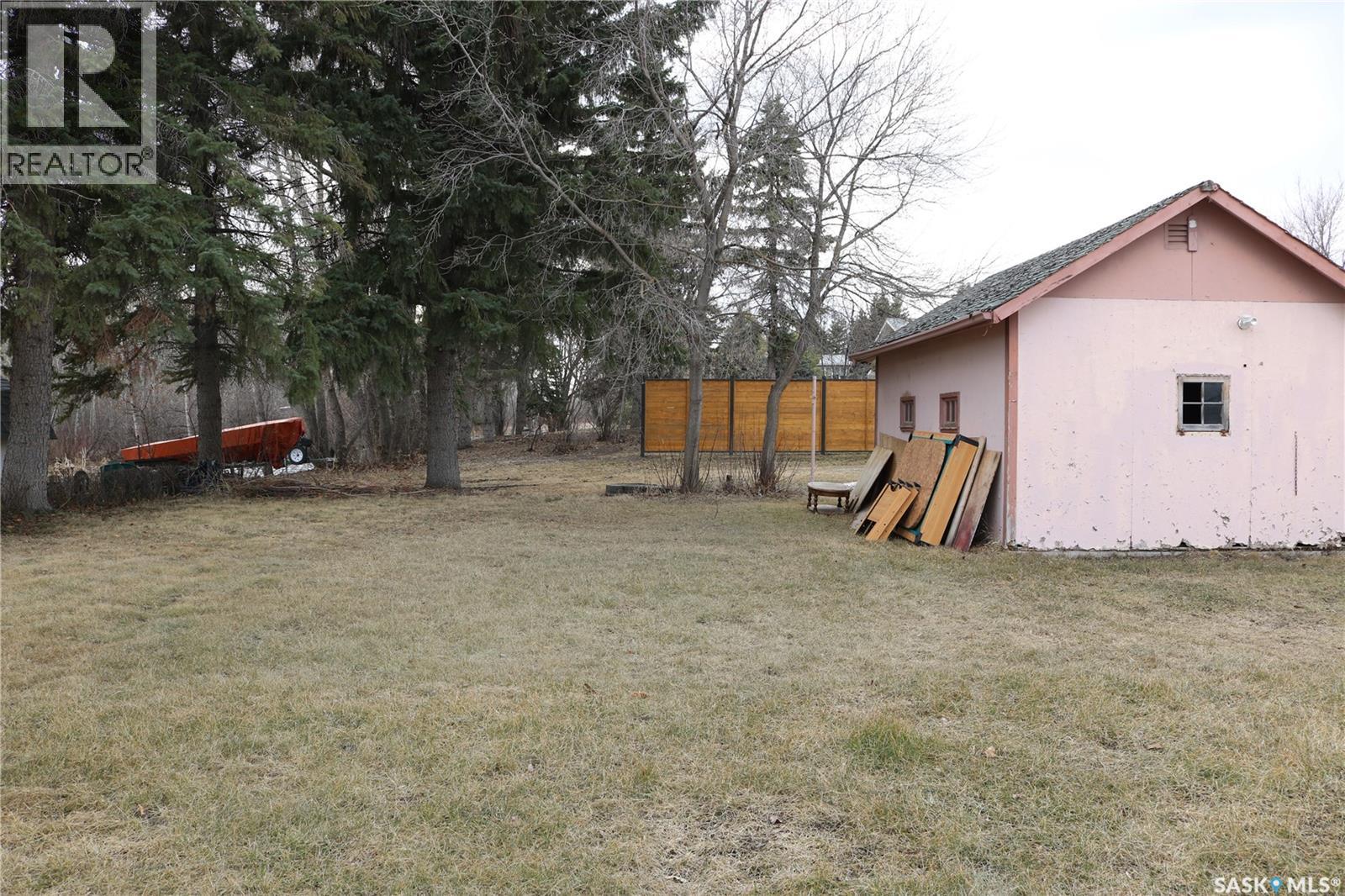 912 Lalonde Street, Whitewood, Saskatchewan  S0G 5C0 - Photo 24 - SK031357