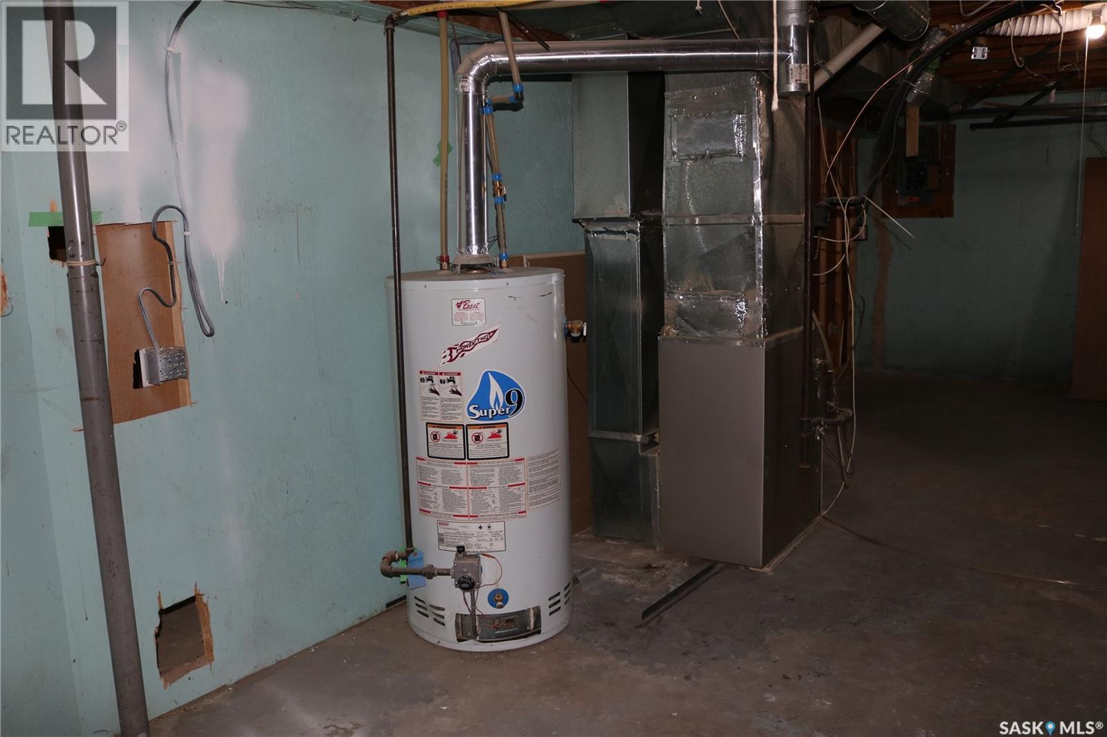 912 Lalonde Street, Whitewood, Saskatchewan  S0G 5C0 - Photo 16 - SK031357