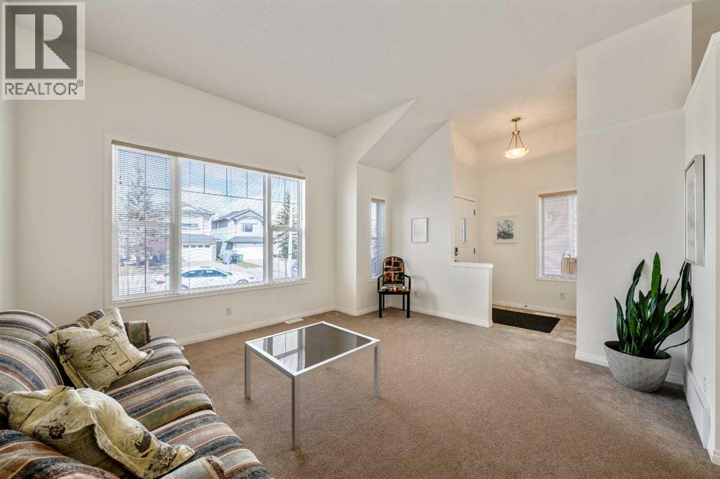 1211 Everridge Drive Sw, Calgary, Alberta  T2Y 4T2 - Photo 4 - A2302634