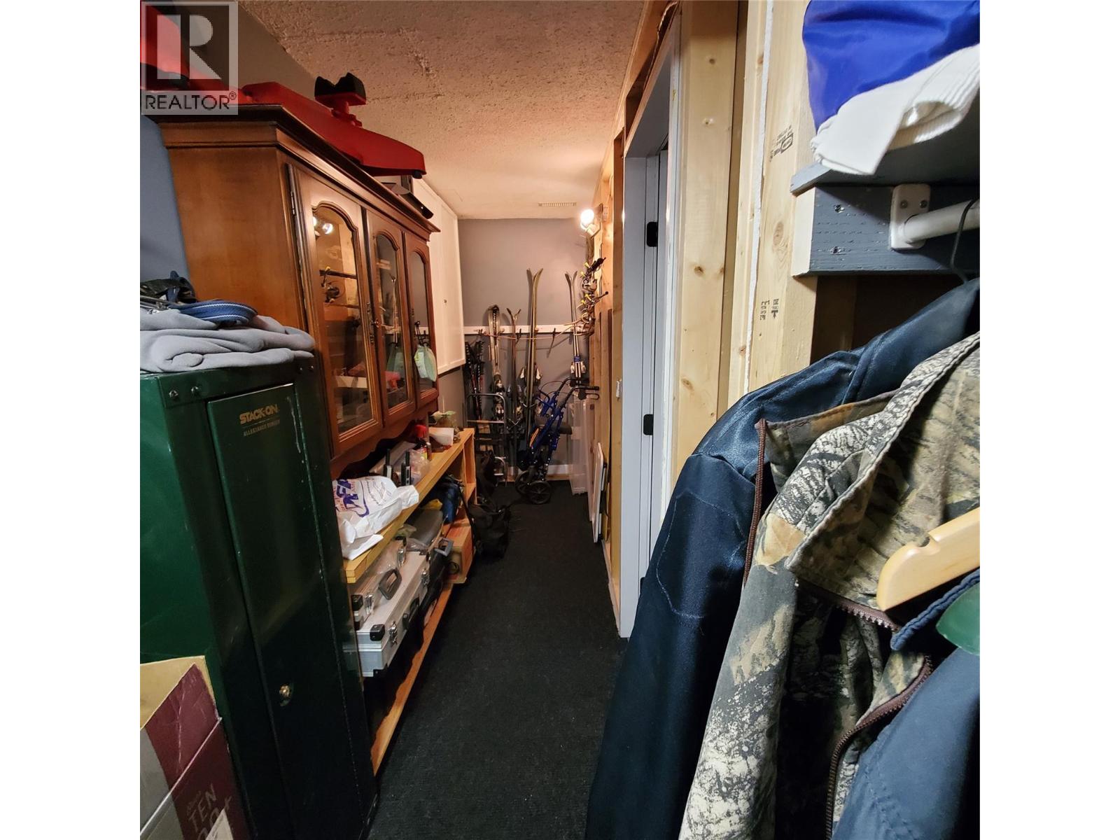 1301 Fir Avenue, Merritt, British Columbia  V1S 1L1 - Photo 52 - 10384365