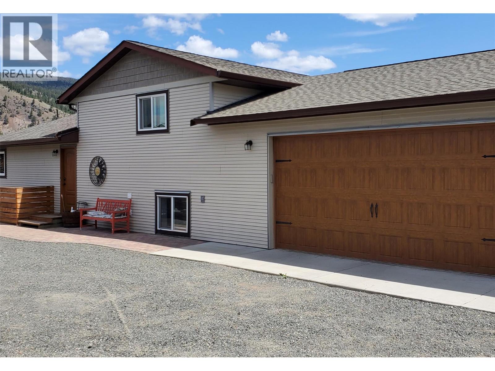 1301 FIR Avenue, Merritt, British Columbia