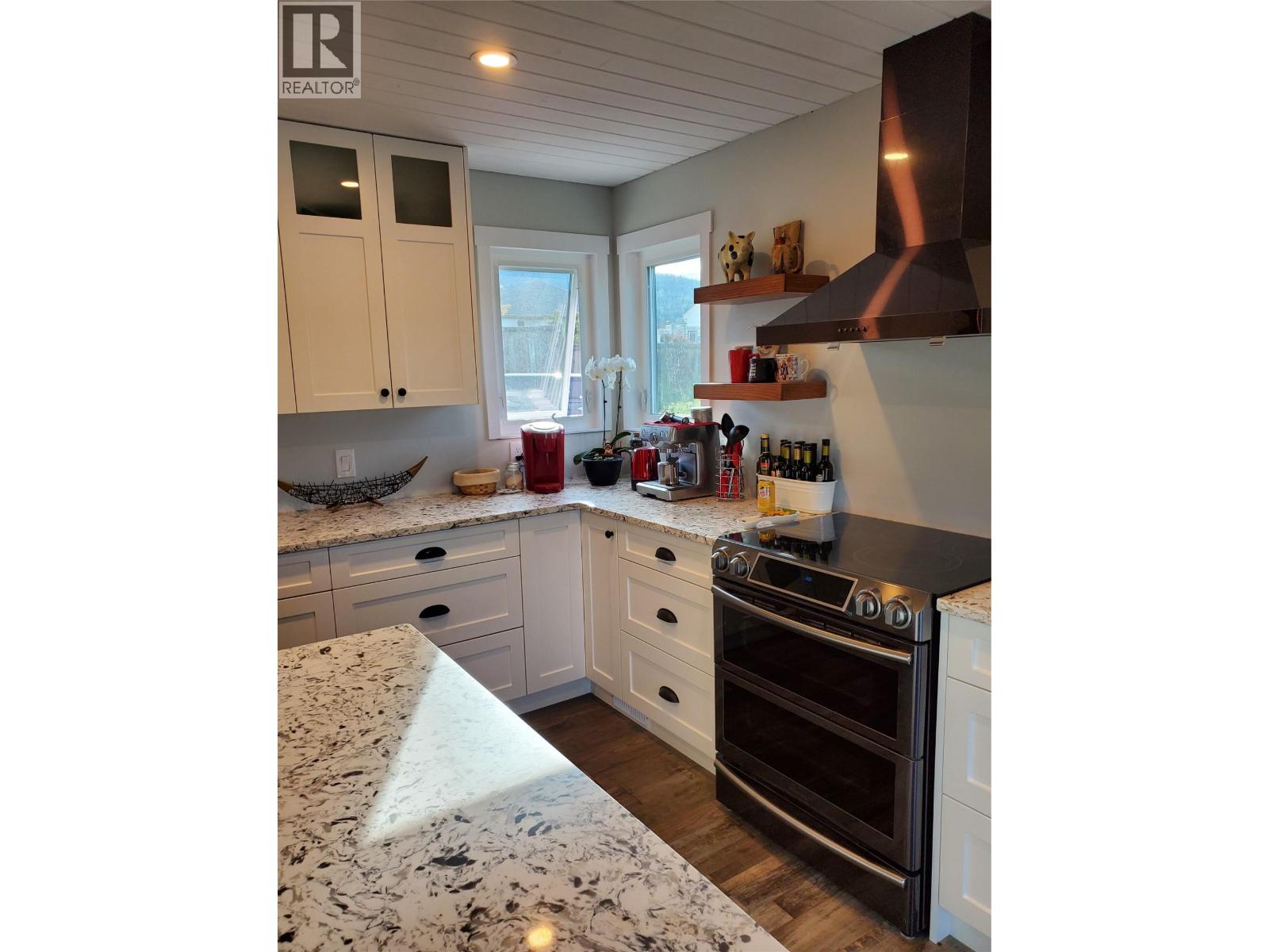 1301 Fir Avenue, Merritt, British Columbia  V1S 1L1 - Photo 19 - 10384365