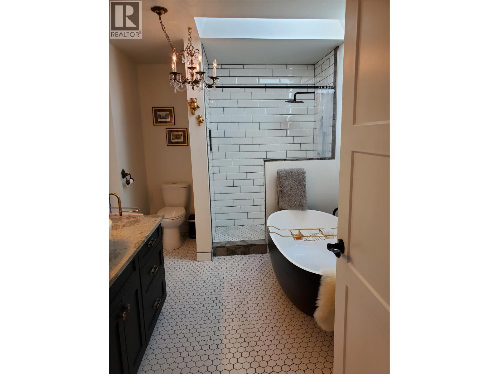 1301 Fir Avenue, Merritt, British Columbia  V1S 1L1 - Photo 26 - 10384365