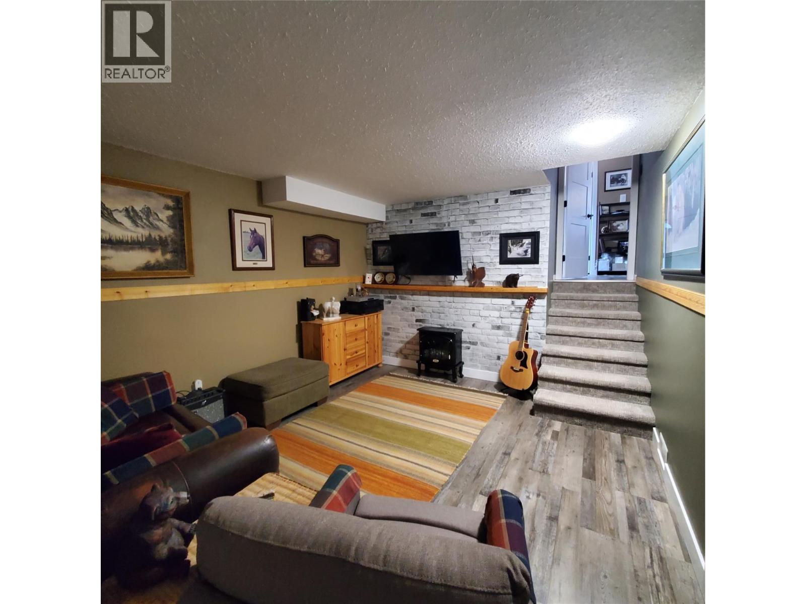 1301 Fir Avenue, Merritt, British Columbia  V1S 1L1 - Photo 45 - 10384365