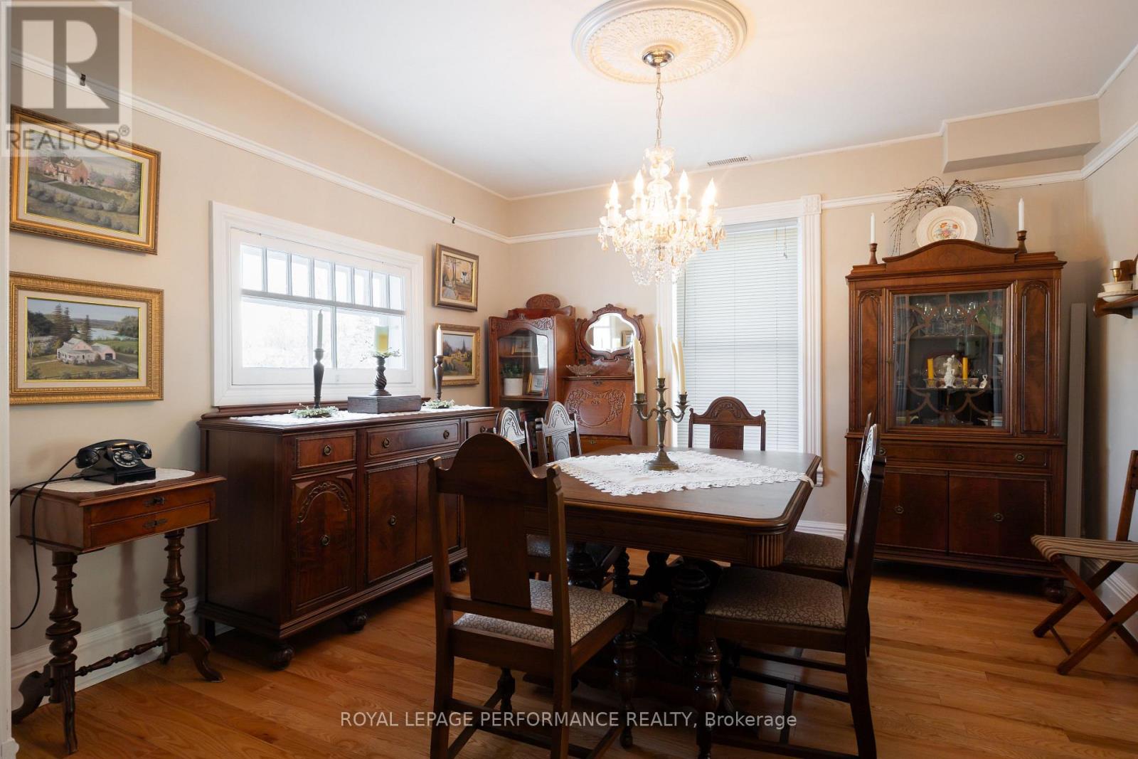 19683 William Street, South Glengarry, Ontario  K0C 2J0 - Photo 14 - X12909464