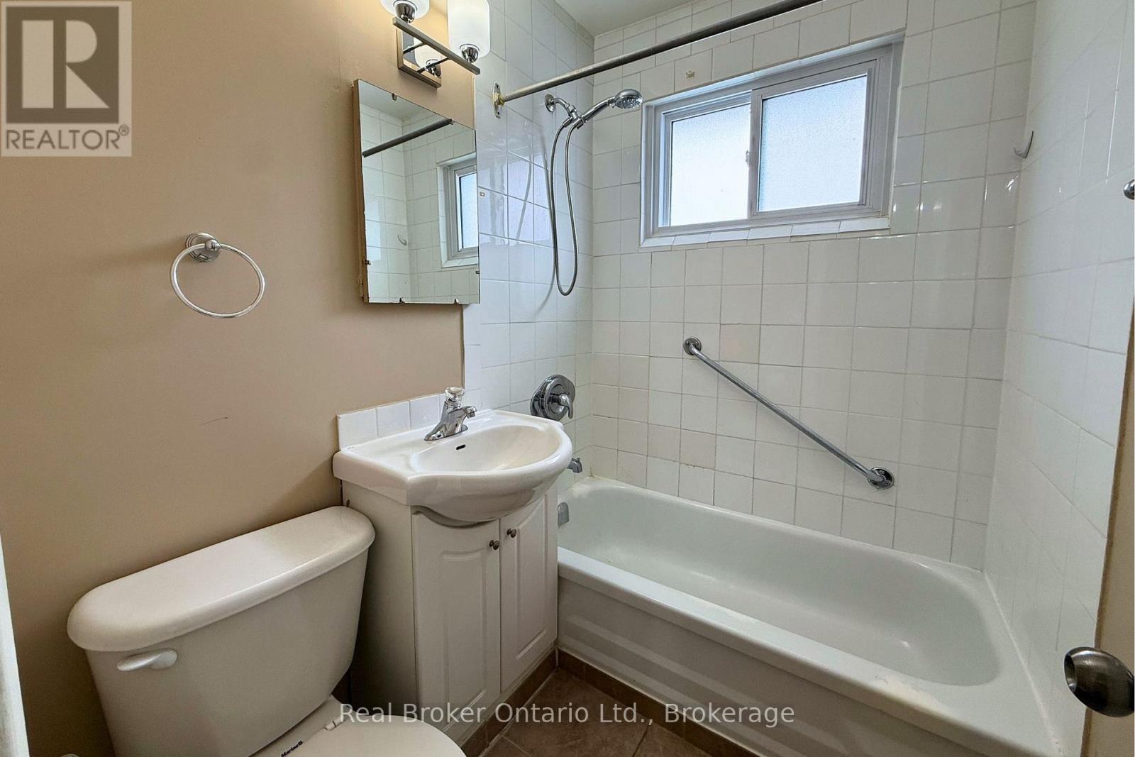 10 - 316 Peter Street N, Orillia, Ontario  L3V 5A2 - Photo 9 - S12892580