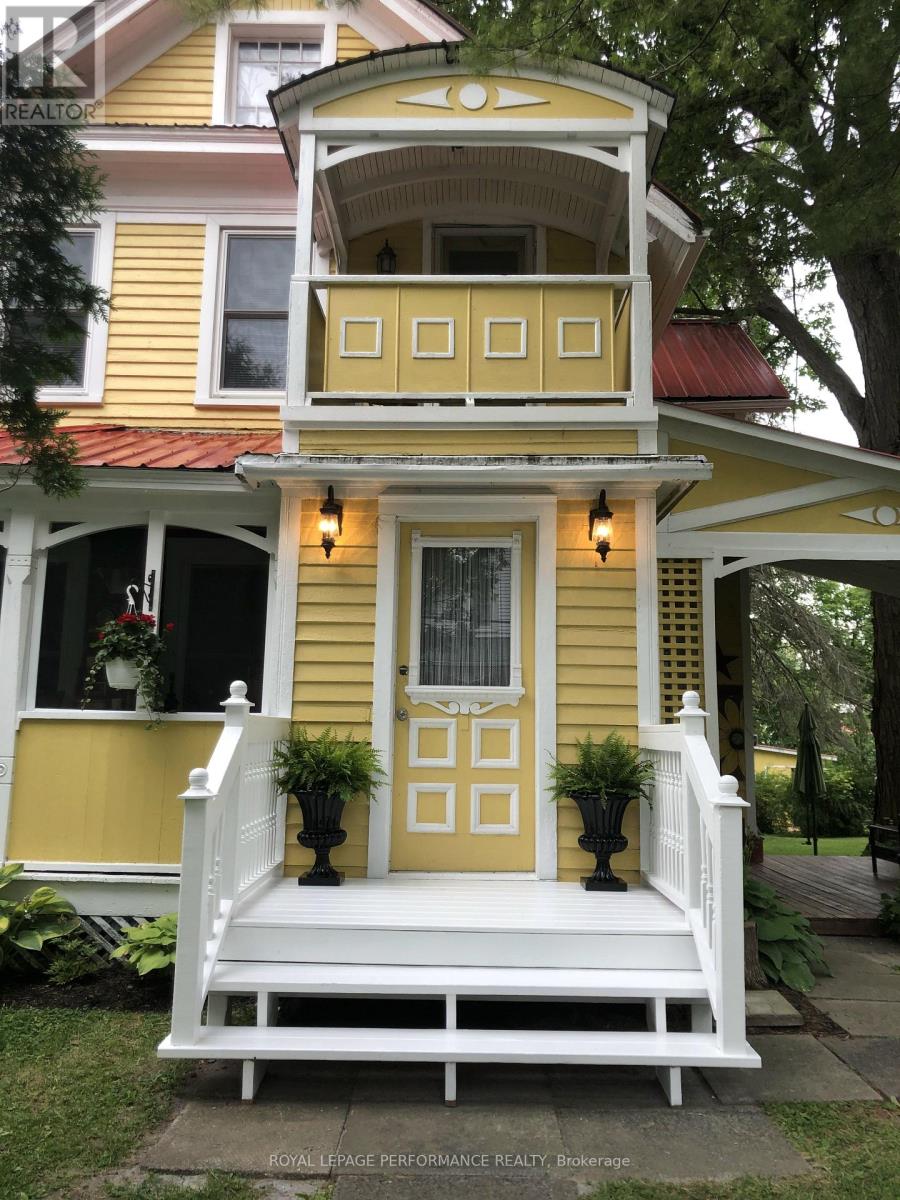 19683 William Street, South Glengarry, Ontario  K0C 2J0 - Photo 5 - X12909464