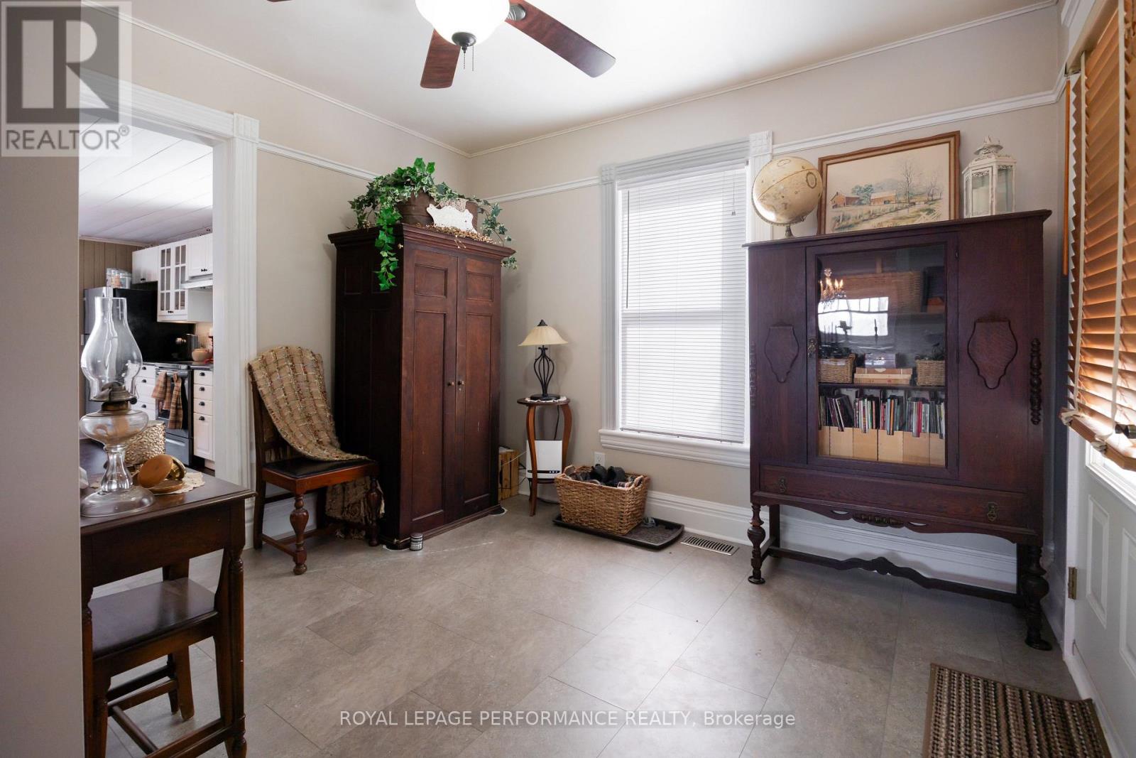 19683 William Street, South Glengarry, Ontario  K0C 2J0 - Photo 7 - X12909464