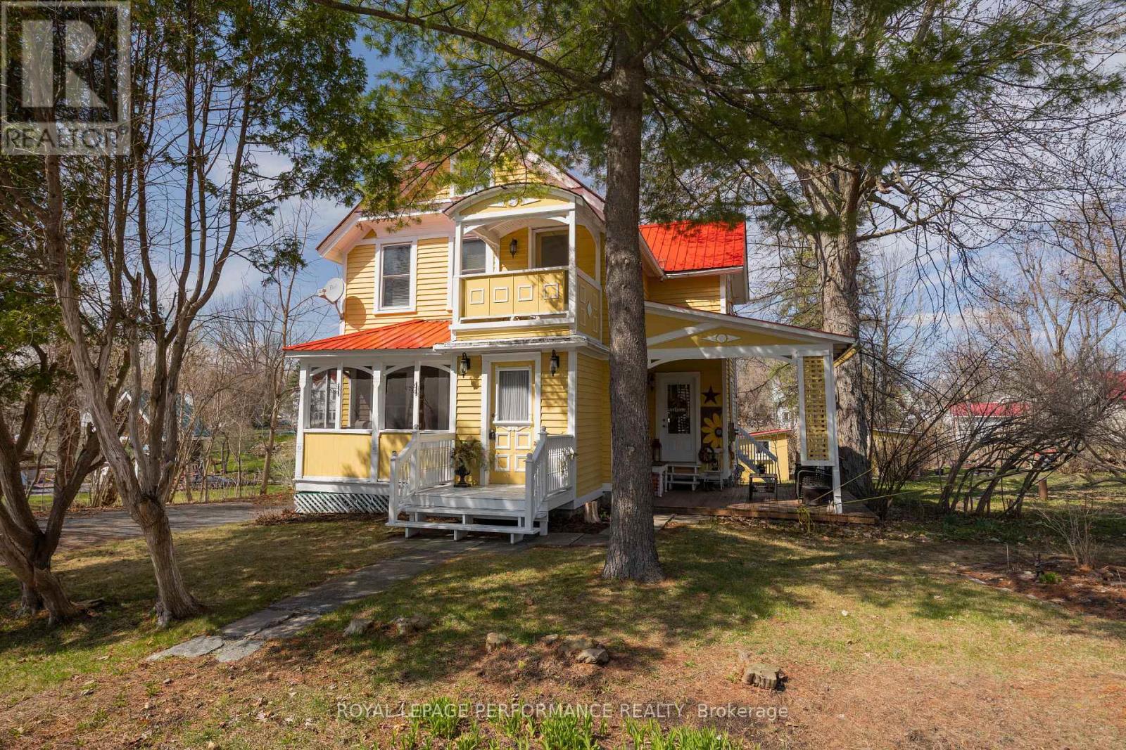 19683 William Street, South Glengarry, Ontario  K0C 2J0 - Photo 4 - X12909464