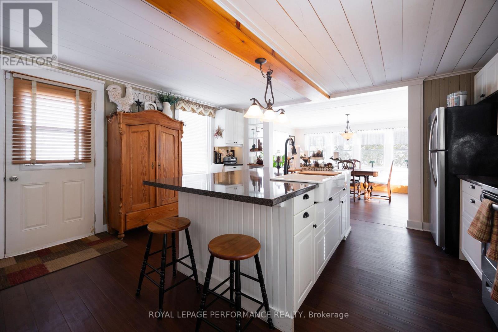 19683 William Street, South Glengarry, Ontario  K0C 2J0 - Photo 8 - X12909464