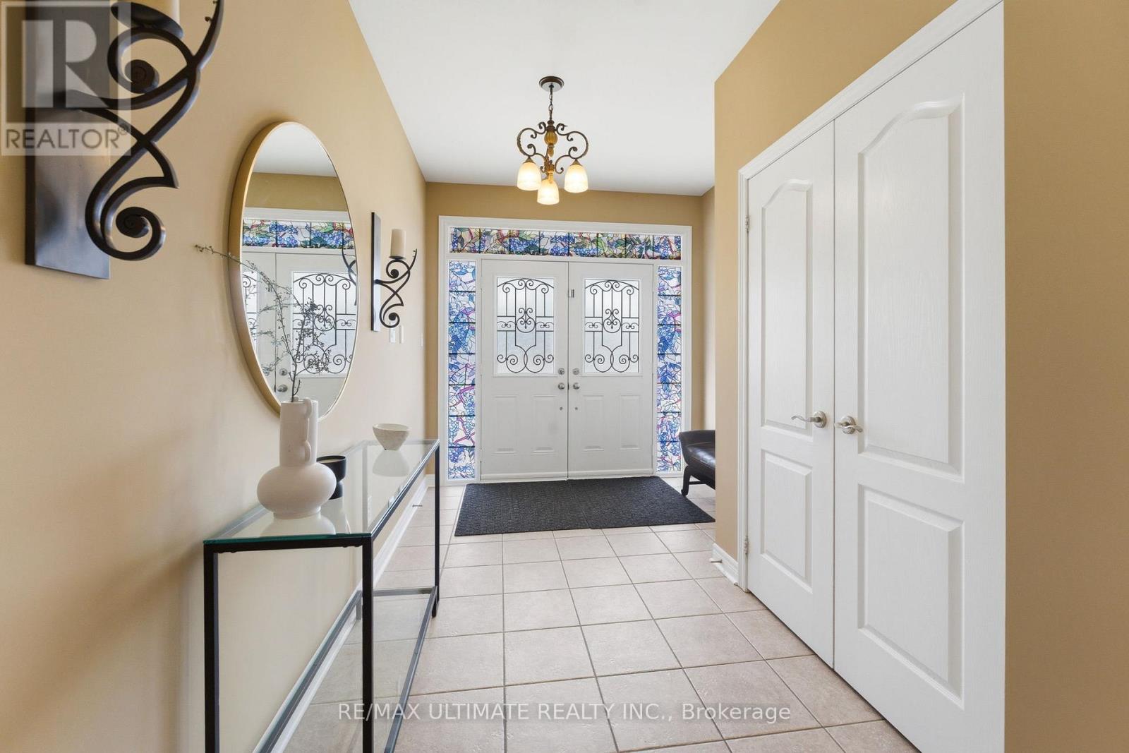 445 Woodspring Avenue, Newmarket, Ontario  L3X 3L1 - Photo 2 - N13036546