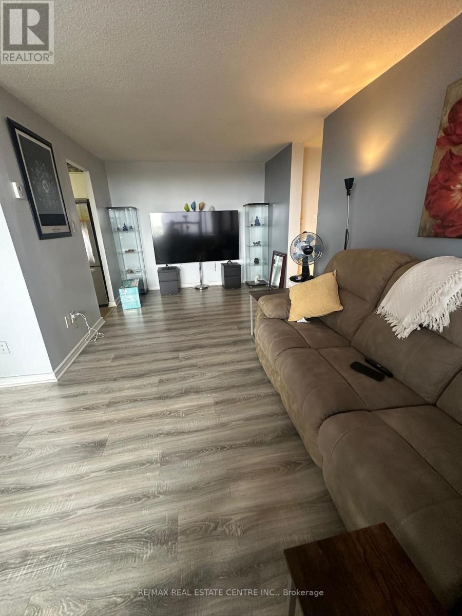 902 - 3501 Glen Eirn Drive, Mississauga, Ontario  L5L 2E9 - Photo 11 - W13011868