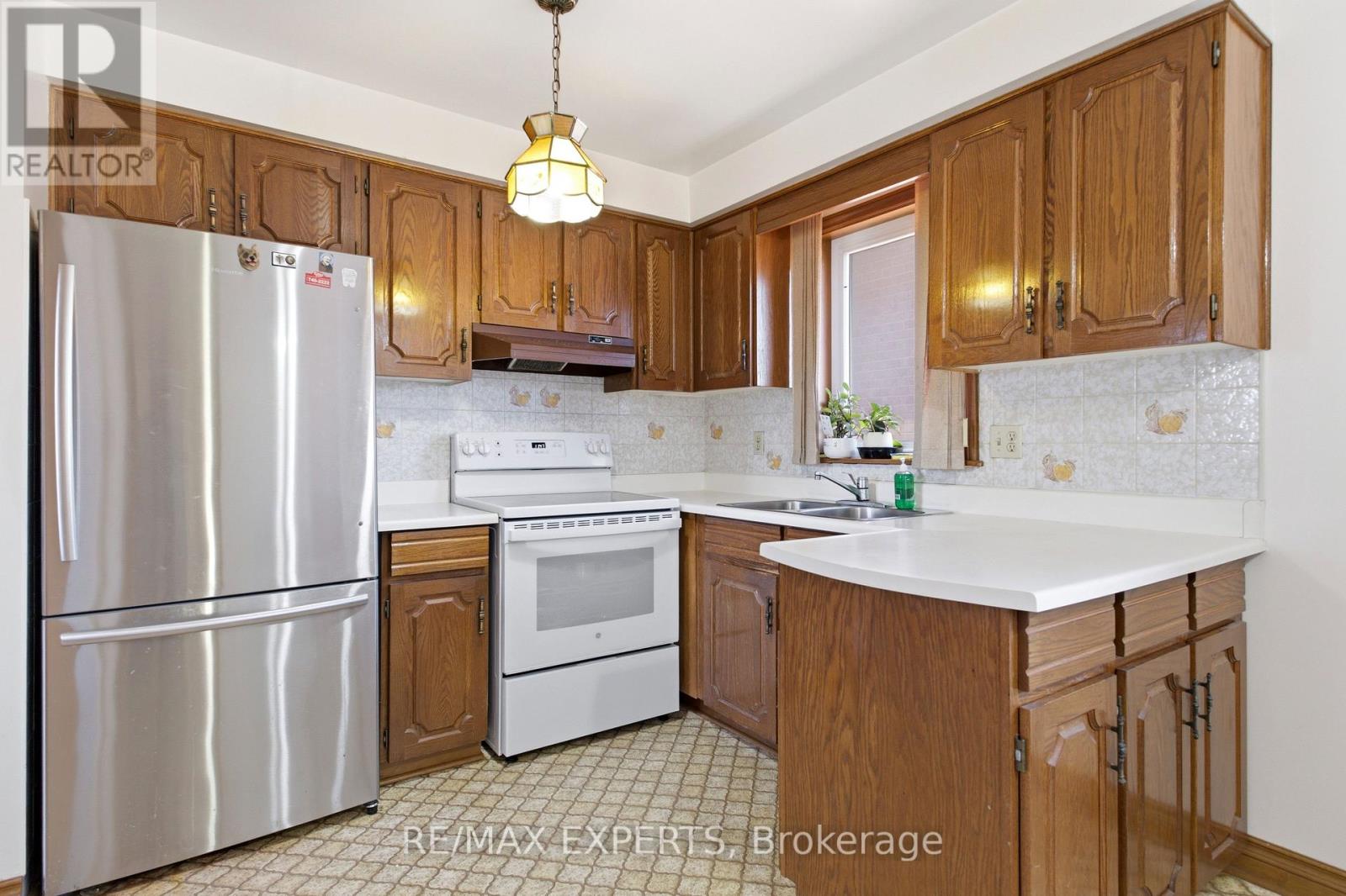 141 Spalding Road, Toronto, Ontario  M3K 1K3 - Photo 10 - W13035226