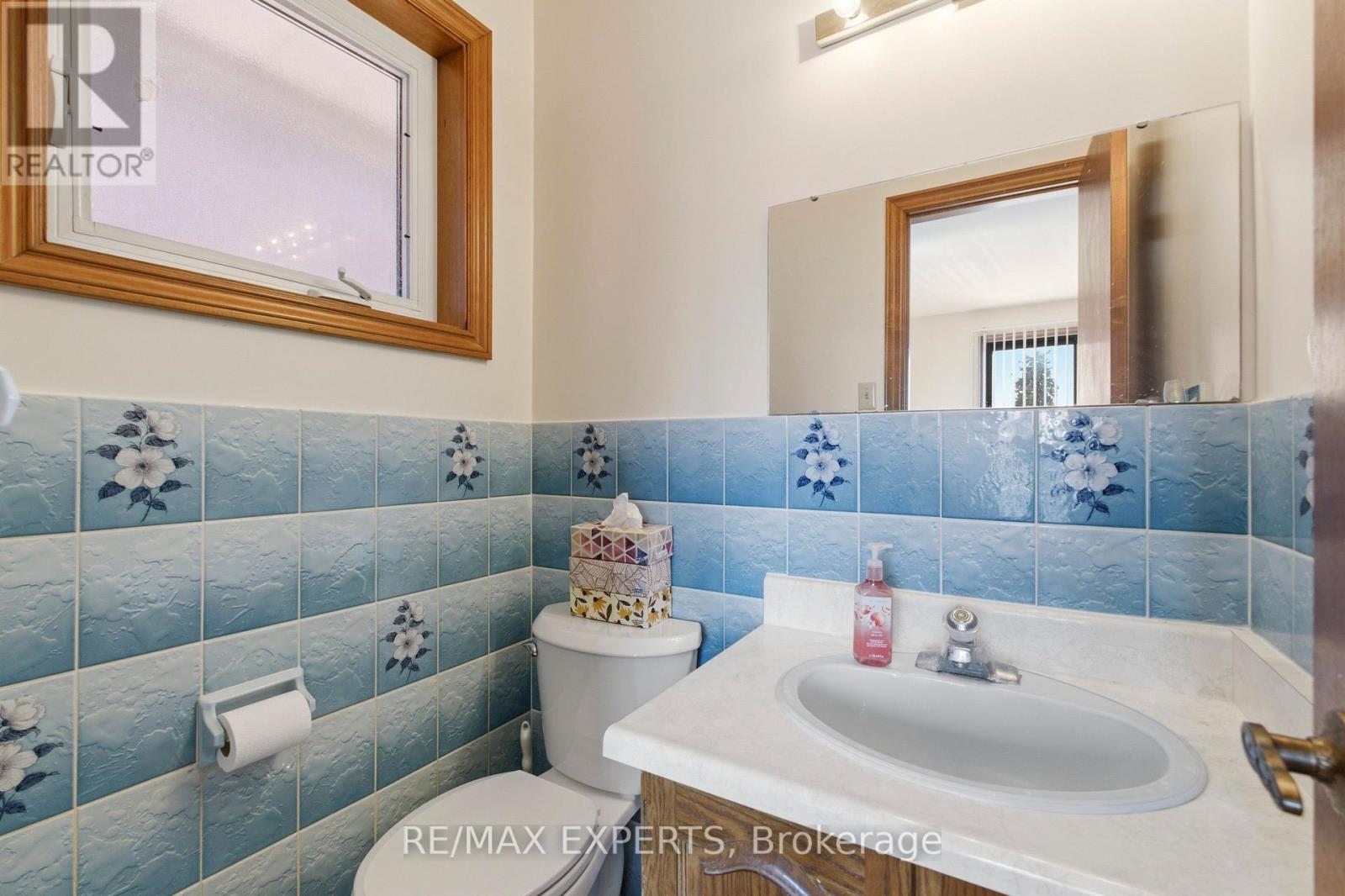 141 Spalding Road, Toronto, Ontario  M3K 1K3 - Photo 17 - W13035226