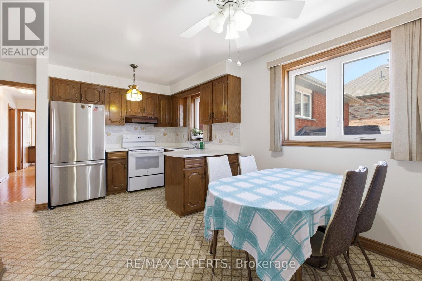 141 Spalding Road, Toronto, Ontario  M3K 1K3 - Photo 9 - W13035226