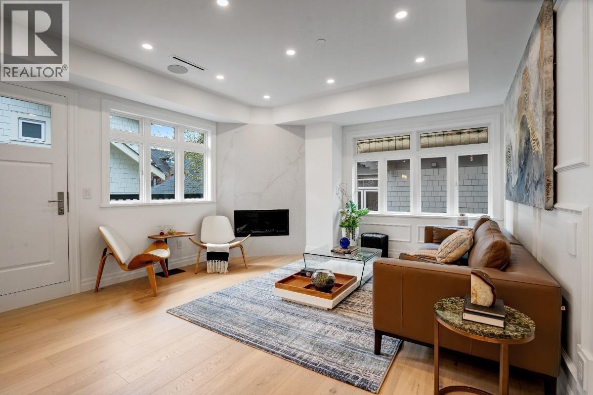 2012 W 15th Avenue, Vancouver, British Columbia  V6J 2L5 - Photo 11 - R3115181