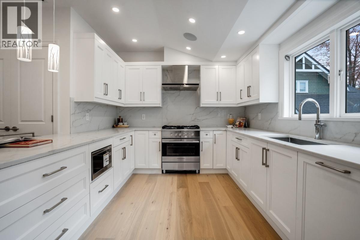 2012 W 15th Avenue, Vancouver, British Columbia  V6J 2L5 - Photo 15 - R3115181