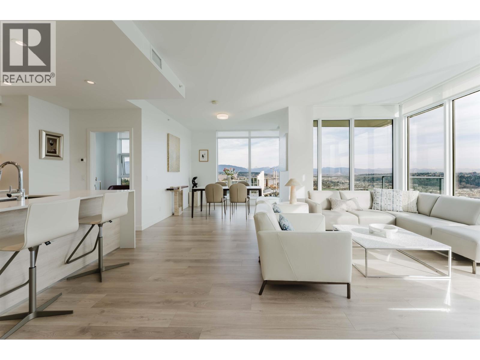 4605 680 Quayside Drive, New Westminster, British Columbia  V3M 0P2 - Photo 5 - R3115202