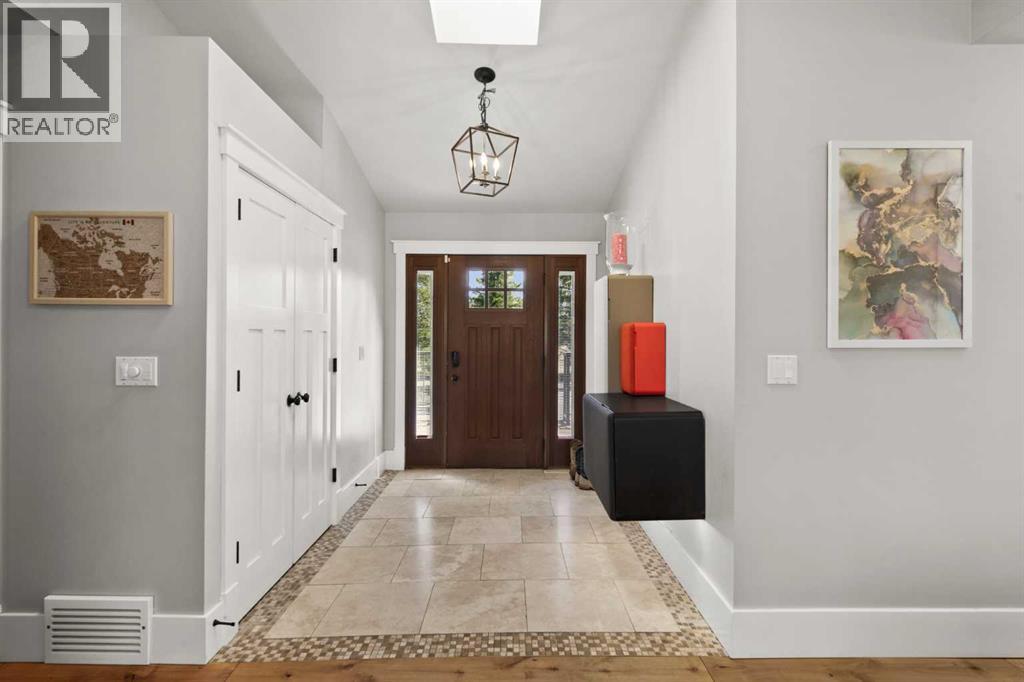 50 Westview Estates, Rural Rocky View County, Alberta  T3Z 2S9 - Photo 4 - A2296497