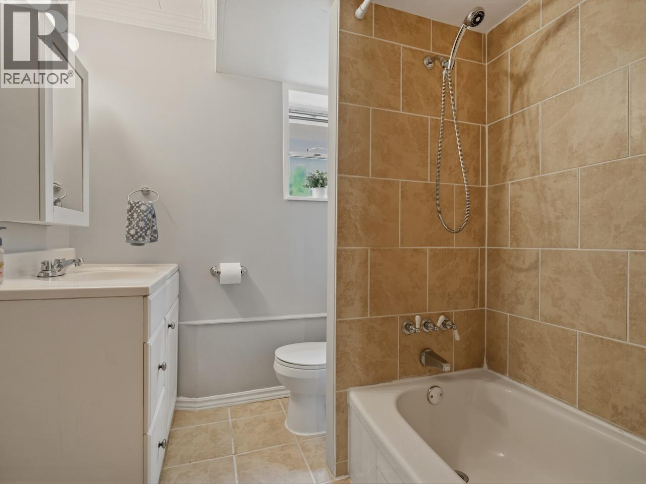 1501 Eighth Avenue, New Westminster, British Columbia  V3M 2S5 - Photo 23 - R3115189