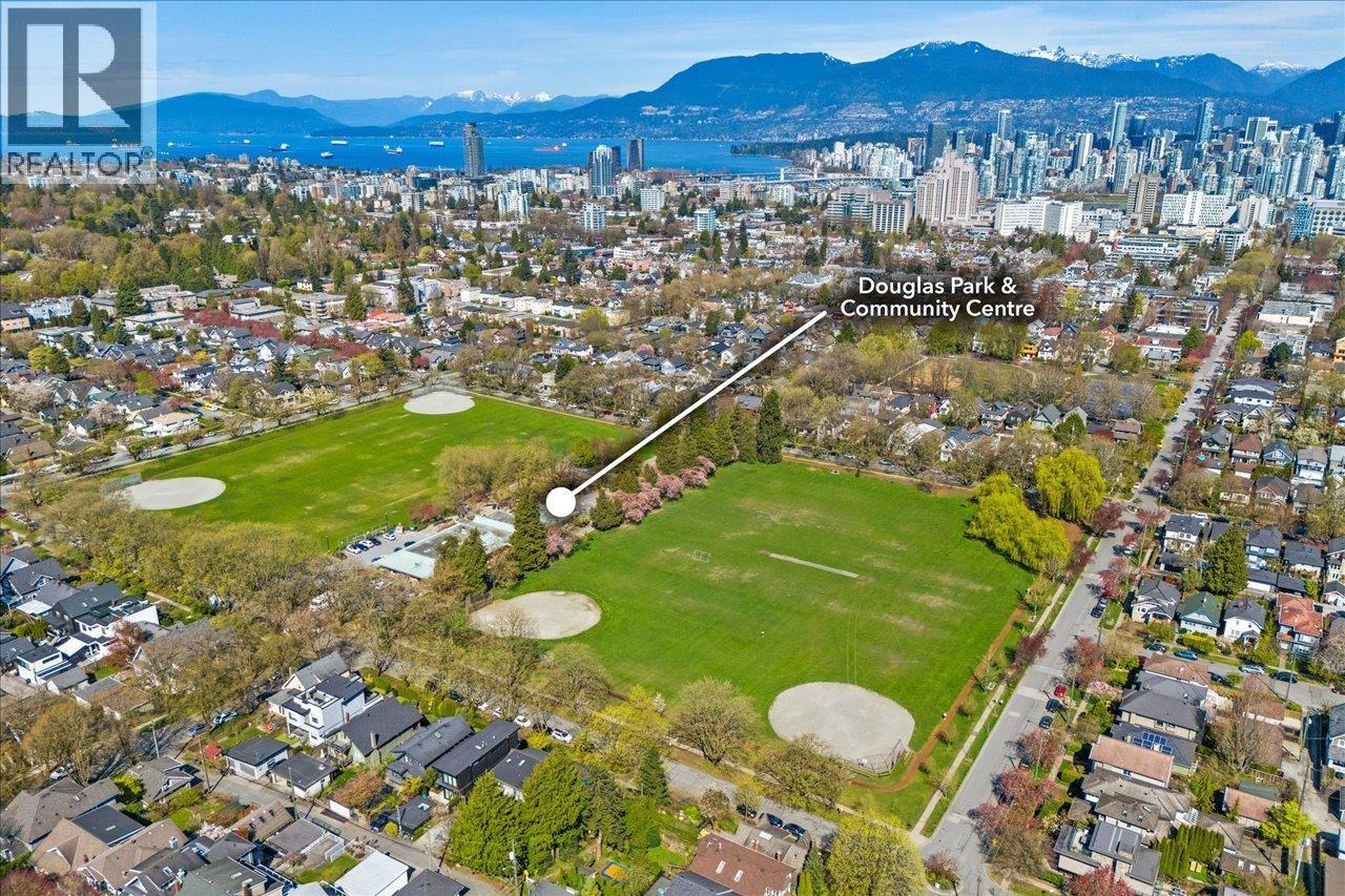 706 W 24th Avenue, Vancouver, British Columbia  V5Z 2B8 - Photo 34 - R3115196