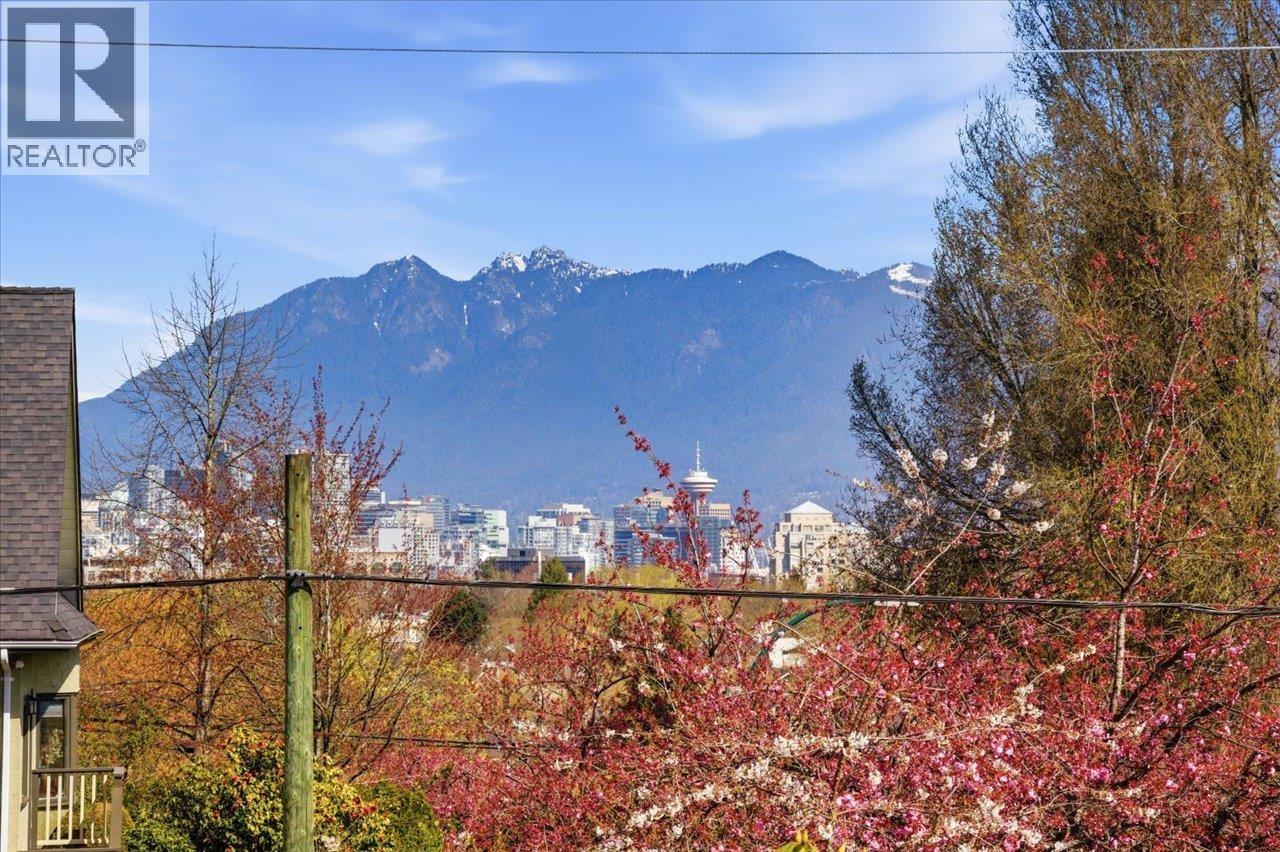 706 W 24th Avenue, Vancouver, British Columbia  V5Z 2B8 - Photo 7 - R3115196