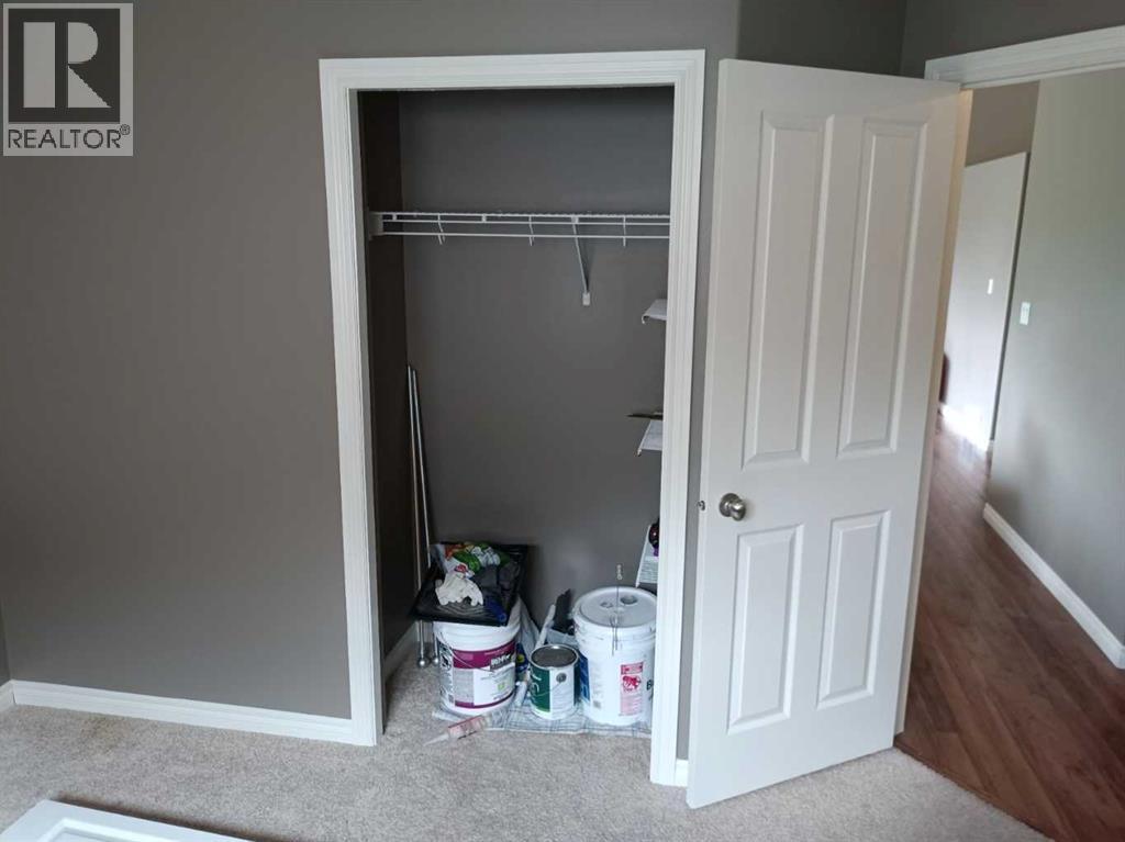 2 Holsworth Place, Sylvan Lake, Alberta  T4S 0C5 - Photo 28 - A2250258