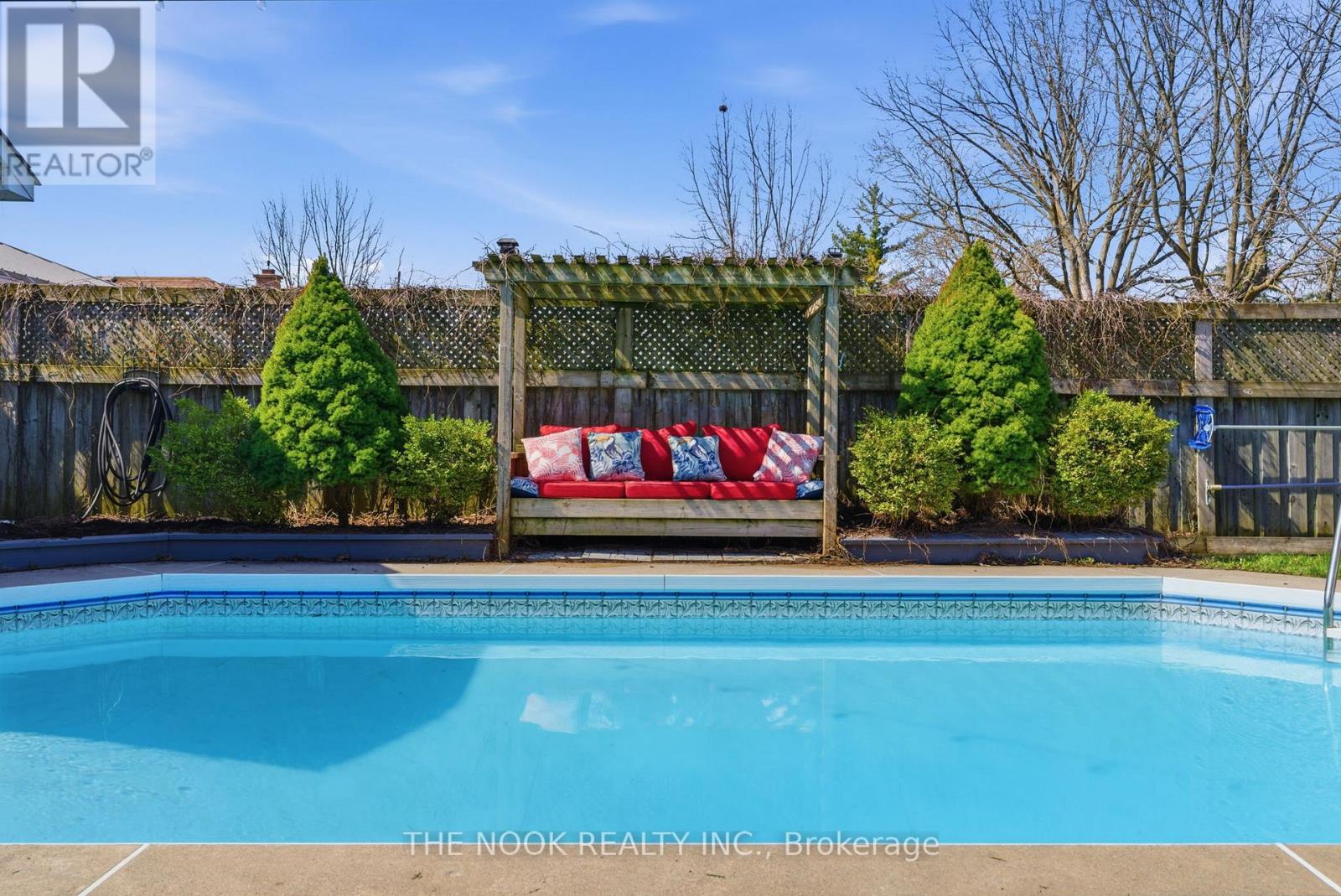 264 Bennet Street, Peterborough, Ontario  K9H 5B9 - Photo 2 - X13037384