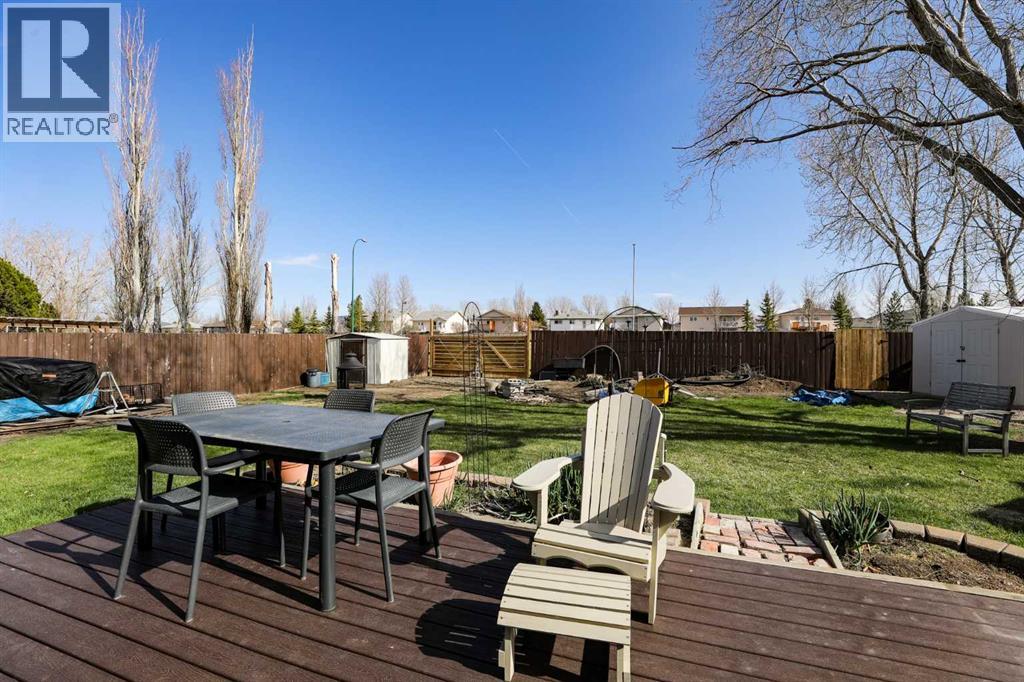 97 Laval Court W, Lethbridge, Alberta  T1K 4G2 - Photo 3 - A2304386