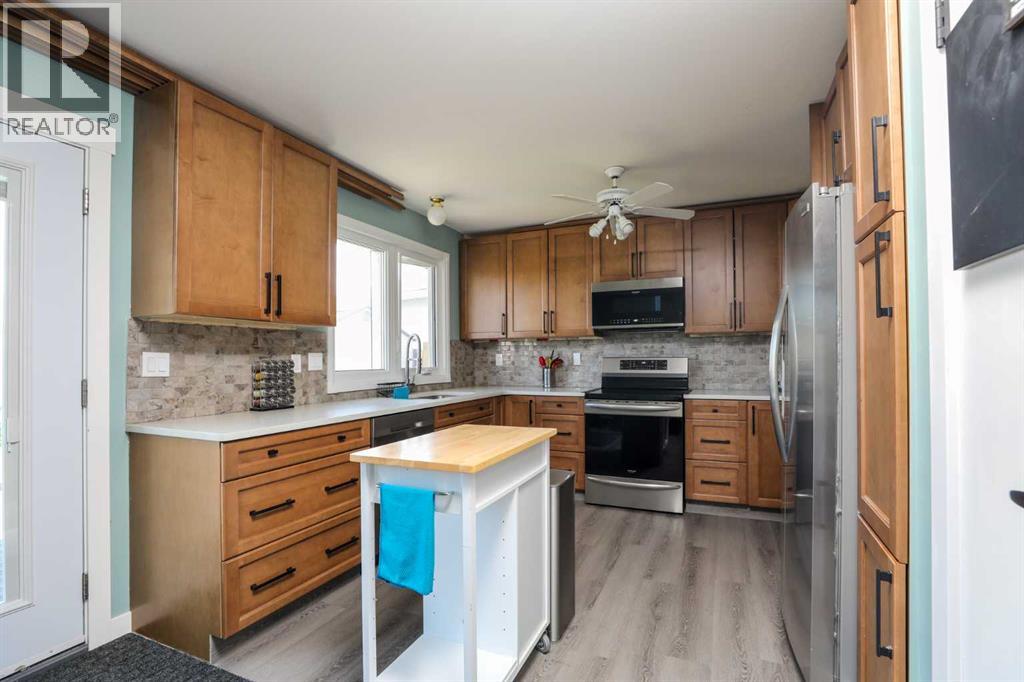 97 Laval Court W, Lethbridge, Alberta  T1K 4G2 - Photo 11 - A2304386