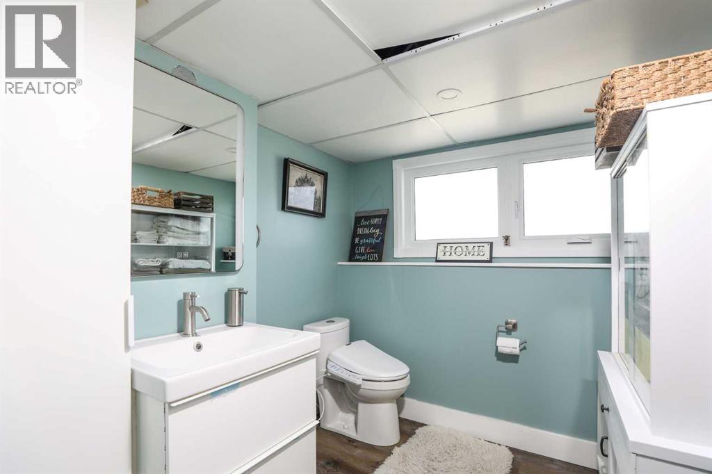 97 Laval Court W, Lethbridge, Alberta  T1K 4G2 - Photo 25 - A2304386