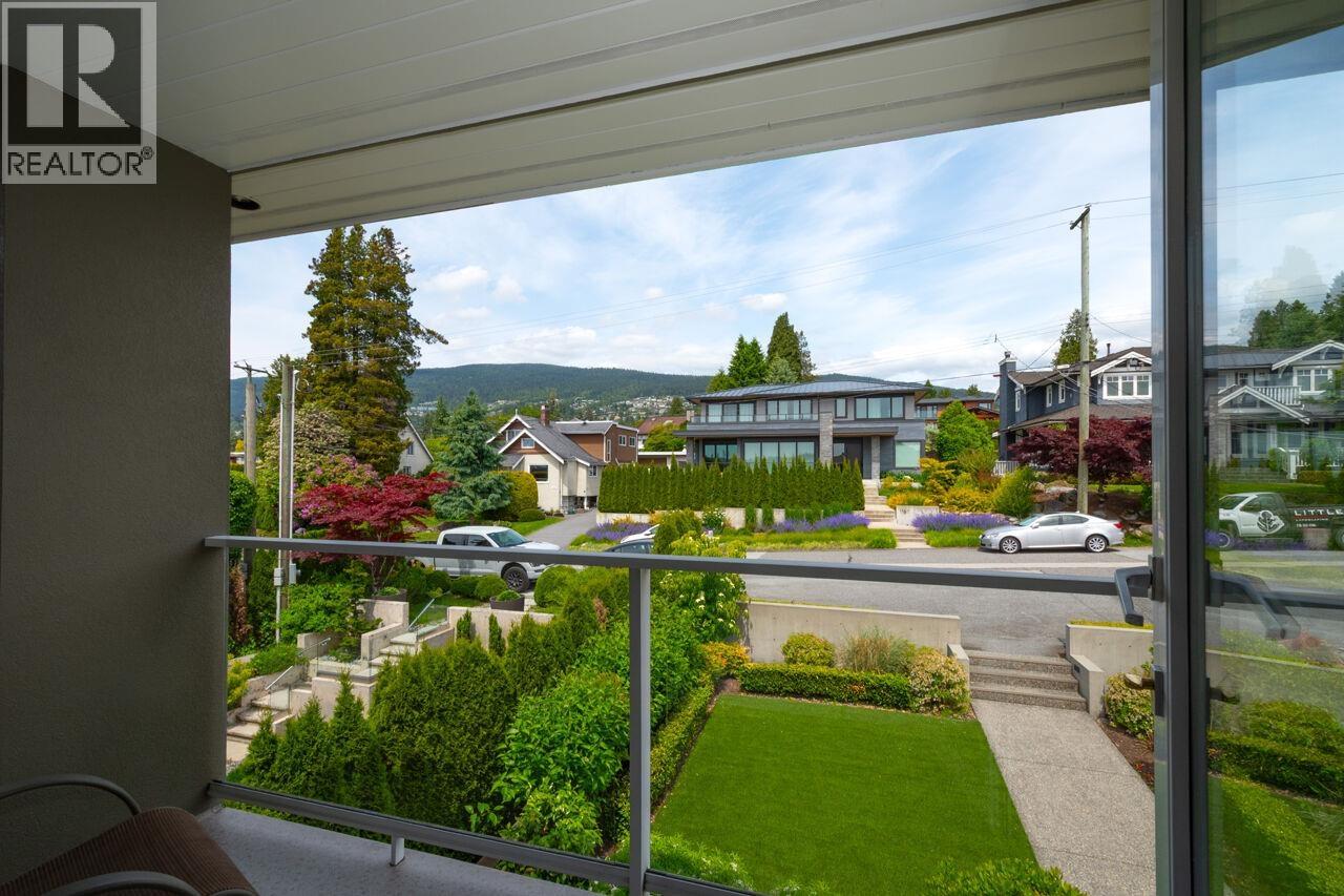 1168 Esquimalt Avenue, West Vancouver, British Columbia  V7T 1K1 - Photo 18 - R3115166