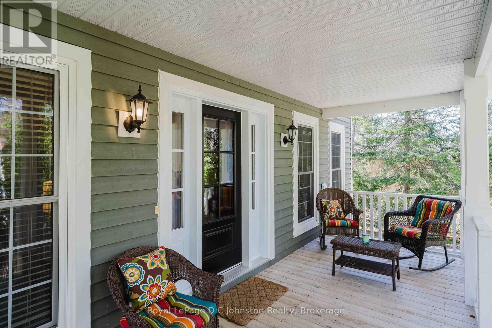 6 Goble Place, Saugeen Shores, Ontario  N0H 2C5 - Photo 2 - X13037318