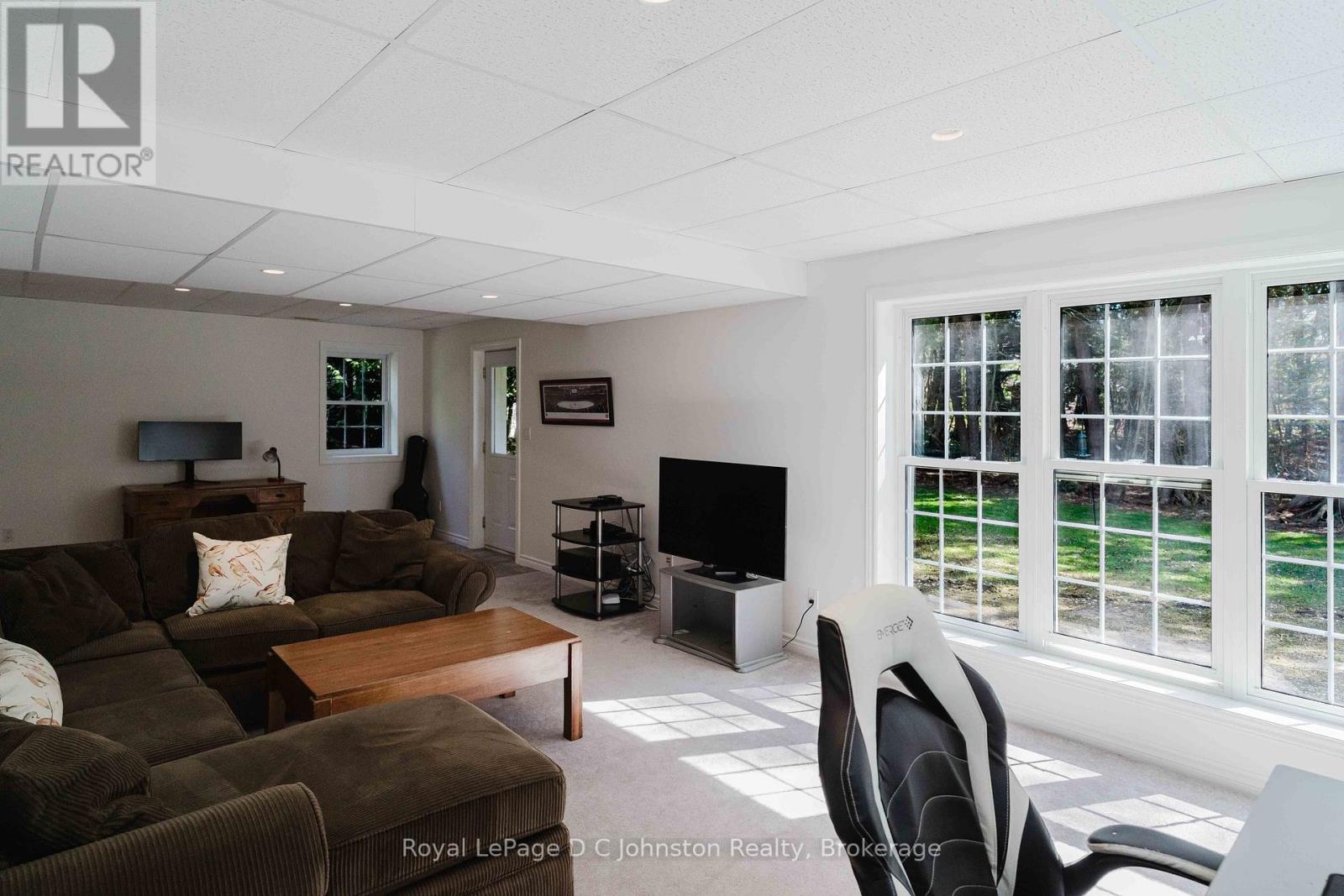 6 Goble Place, Saugeen Shores, Ontario  N0H 2C5 - Photo 35 - X13037318