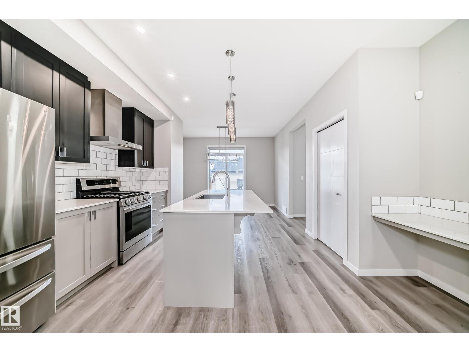 2027 160 St Sw, Edmonton, Alberta  T6W 4E7 - Photo 9 - E4483459
