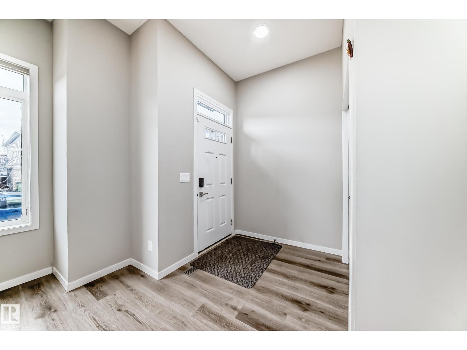 2027 160 St Sw, Edmonton, Alberta  T6W 4E7 - Photo 5 - E4483459