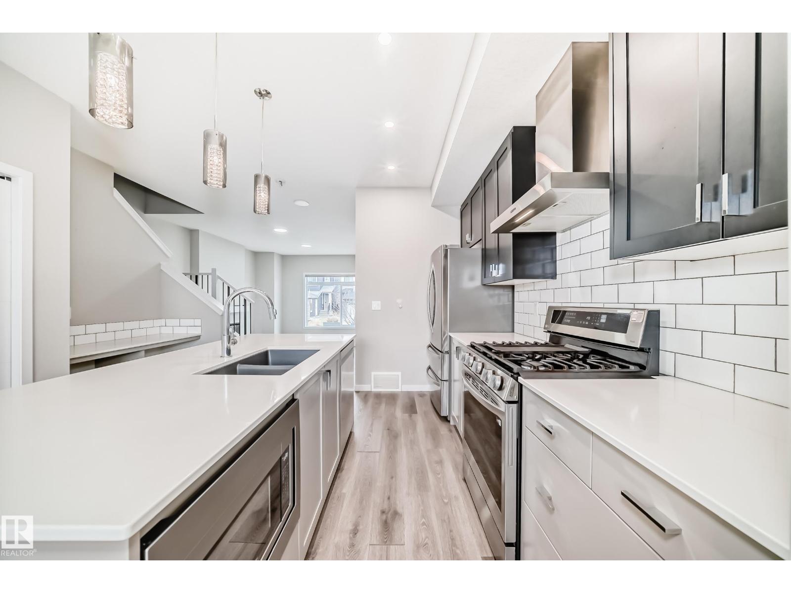 2027 160 St Sw, Edmonton, Alberta  T6W 4E7 - Photo 14 - E4483459