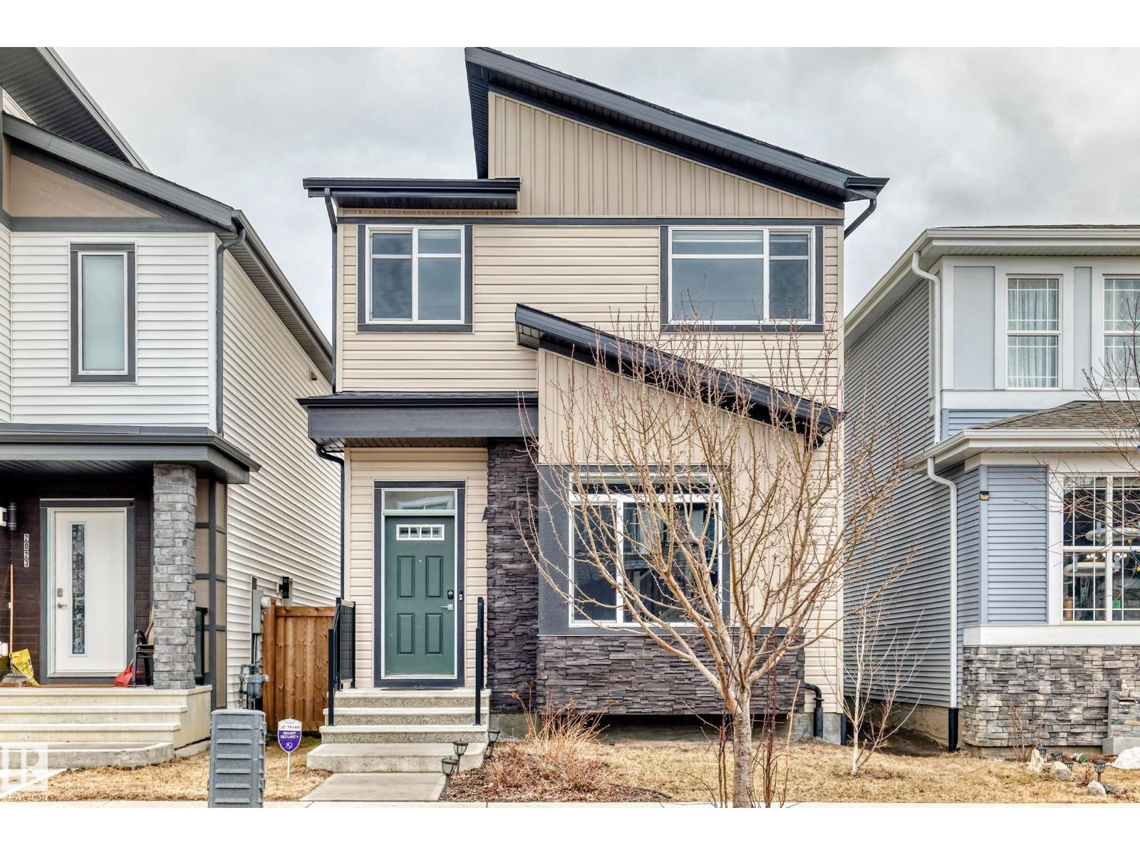 2027 160 St Sw, Edmonton, Alberta  T6W 4E7 - Photo 2 - E4483459
