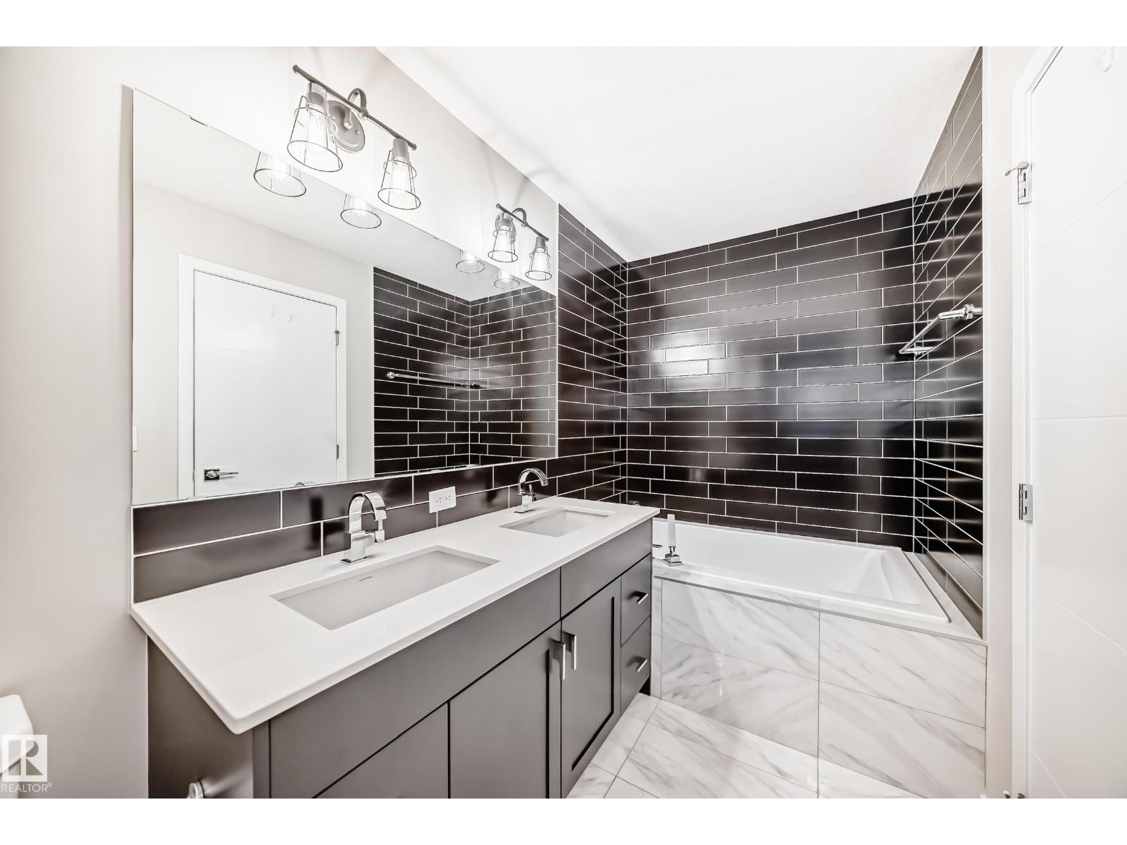 2027 160 St Sw, Edmonton, Alberta  T6W 4E7 - Photo 39 - E4483459