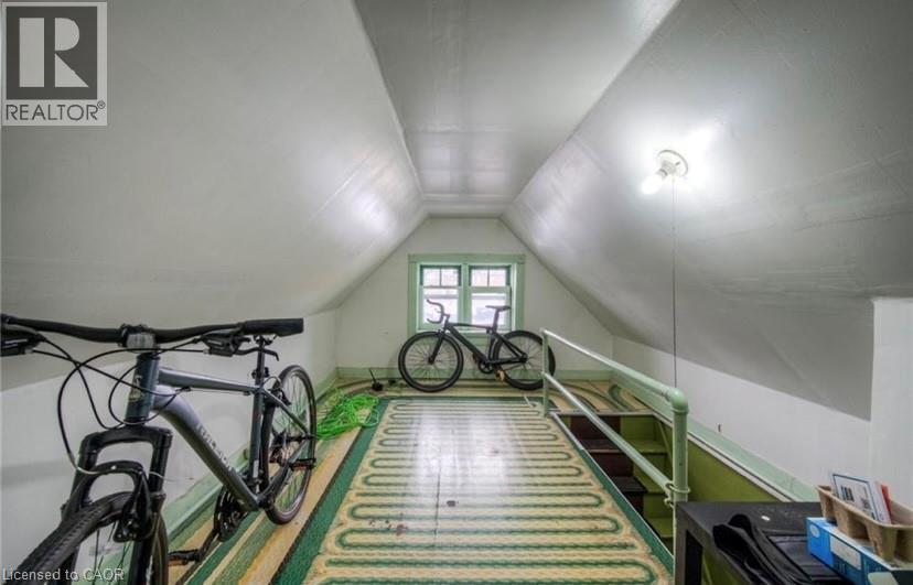 8 Spring Street E, Waterloo, Ontario  N2J 2L8 - Photo 33 - 40823288