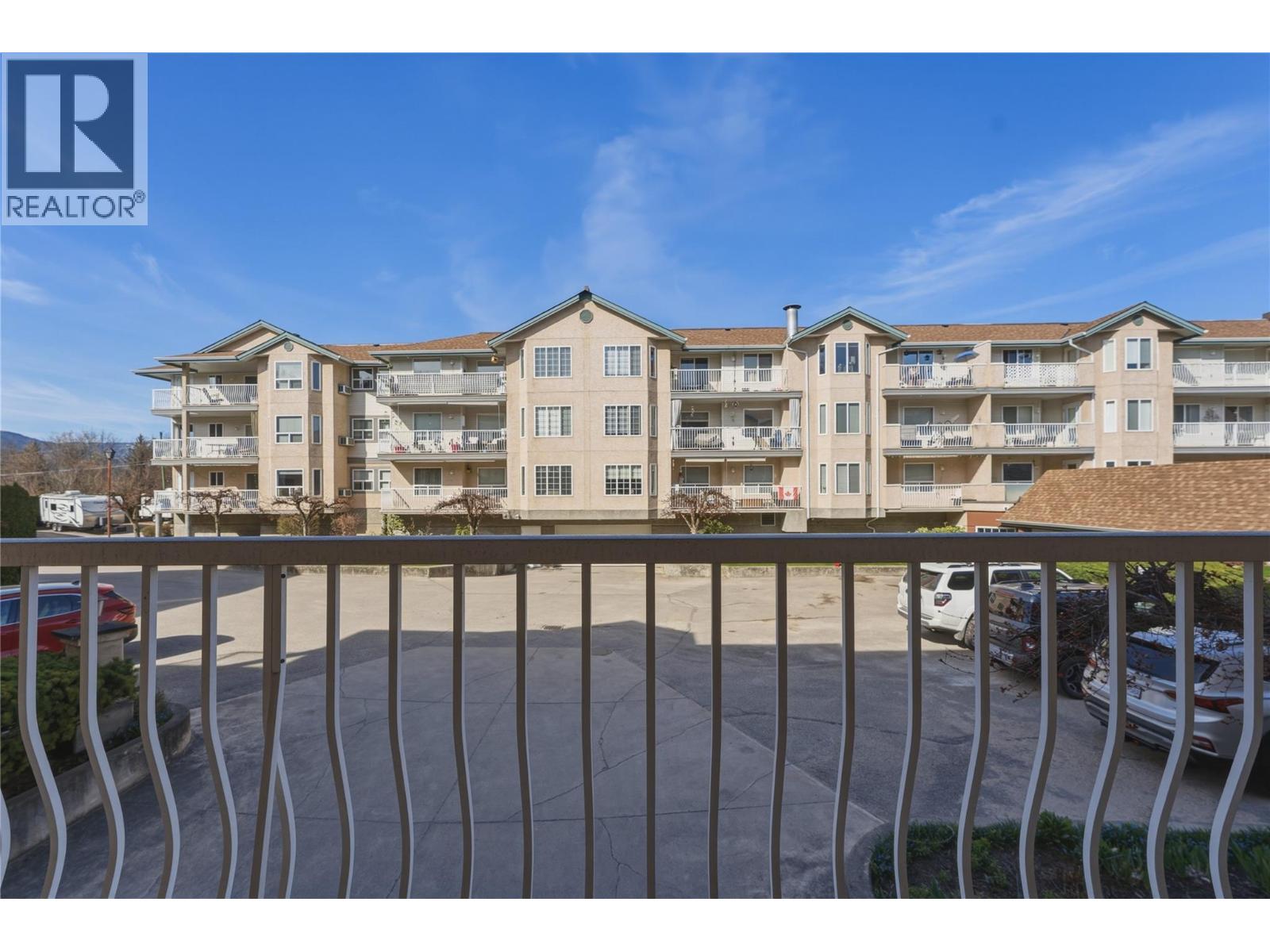 251 6 Street SE Unit# 104, Salmon Arm, British Columbia  V1E 1J9 - Photo 32 - 10382572